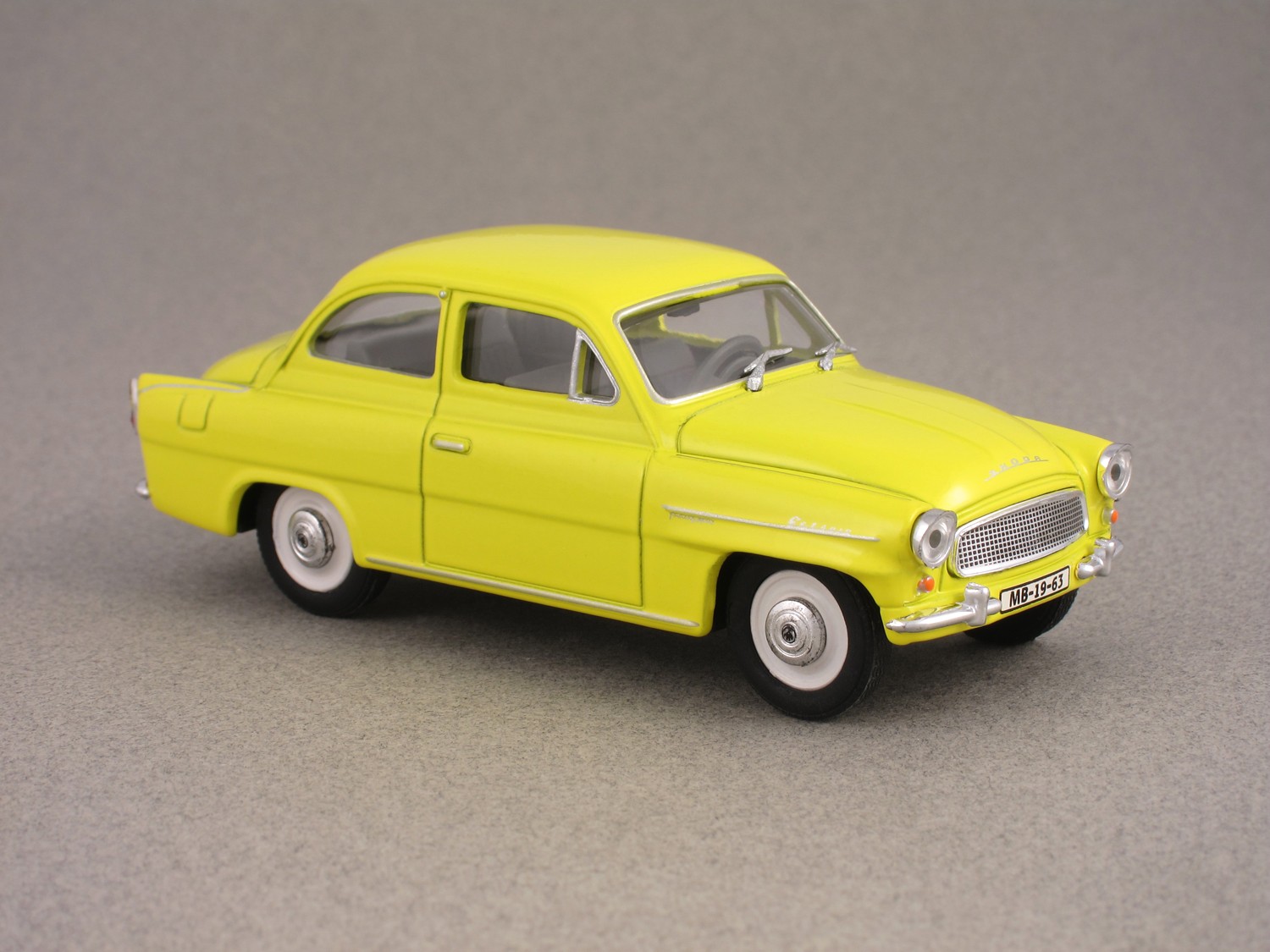 Skoda Octavia 1959 Yellow Abrex 1 43 Minicarweb