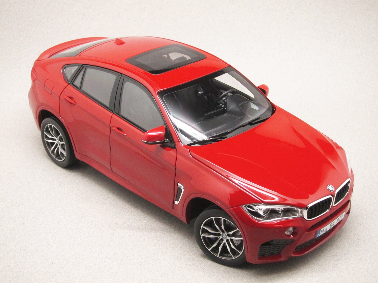 BMW X6 M Rouge Norev 1 18e Minicarweb