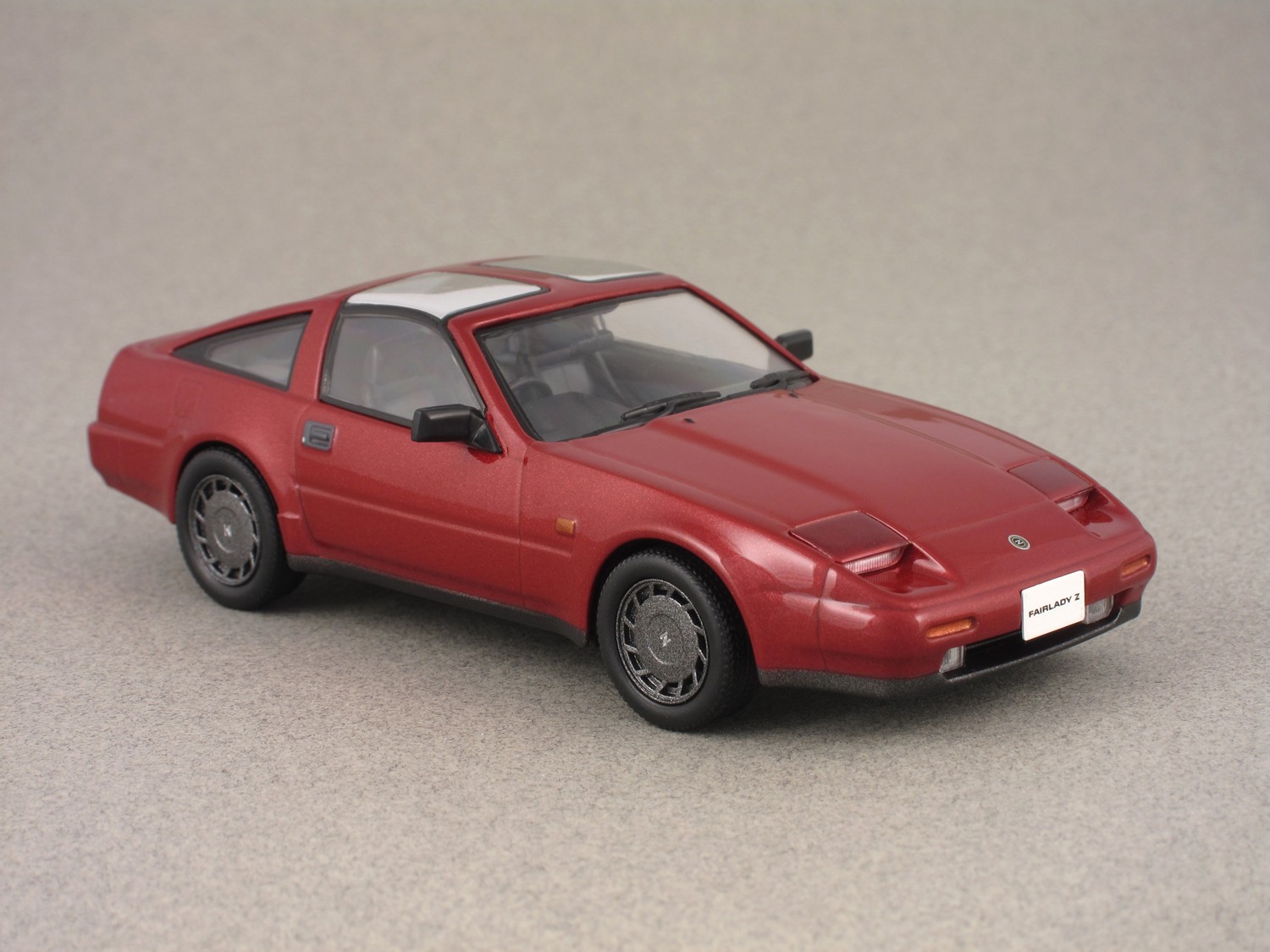 Nissan Fairlady Z 300 ZX 1986 (Kyosho) 1:43 - Minicarweb