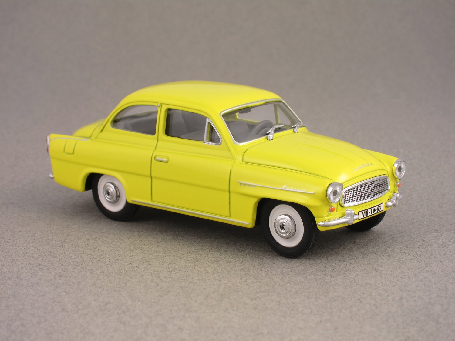 Skoda Octavia 1959 jaune par Abrex