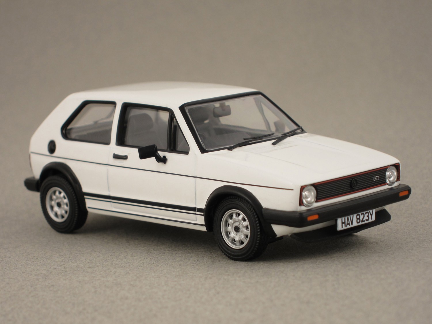 Volkswagen Golf GTI (Vanguards) 1:43