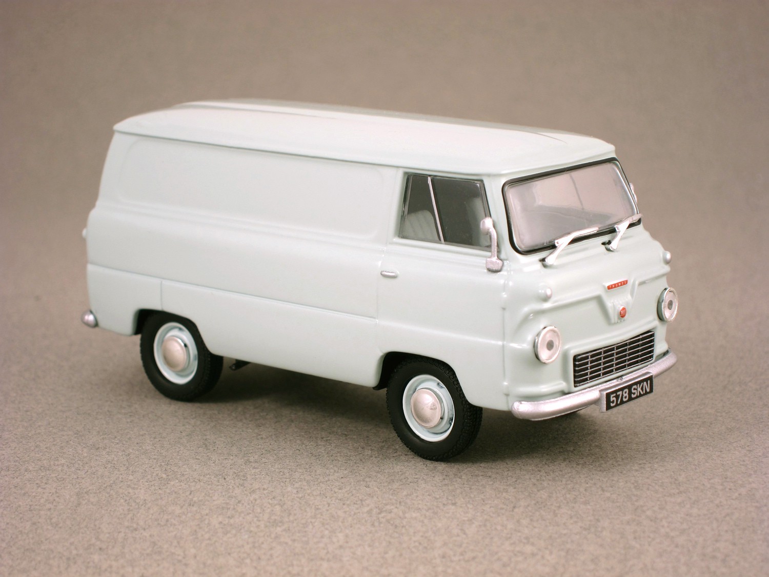 Ford Thames E400 van (Oxford) 1:43