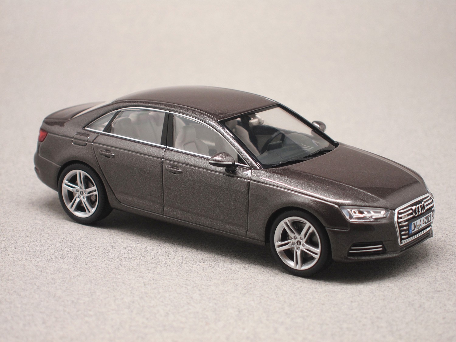 Audi A4 B9 2015 (Spark) 1:43