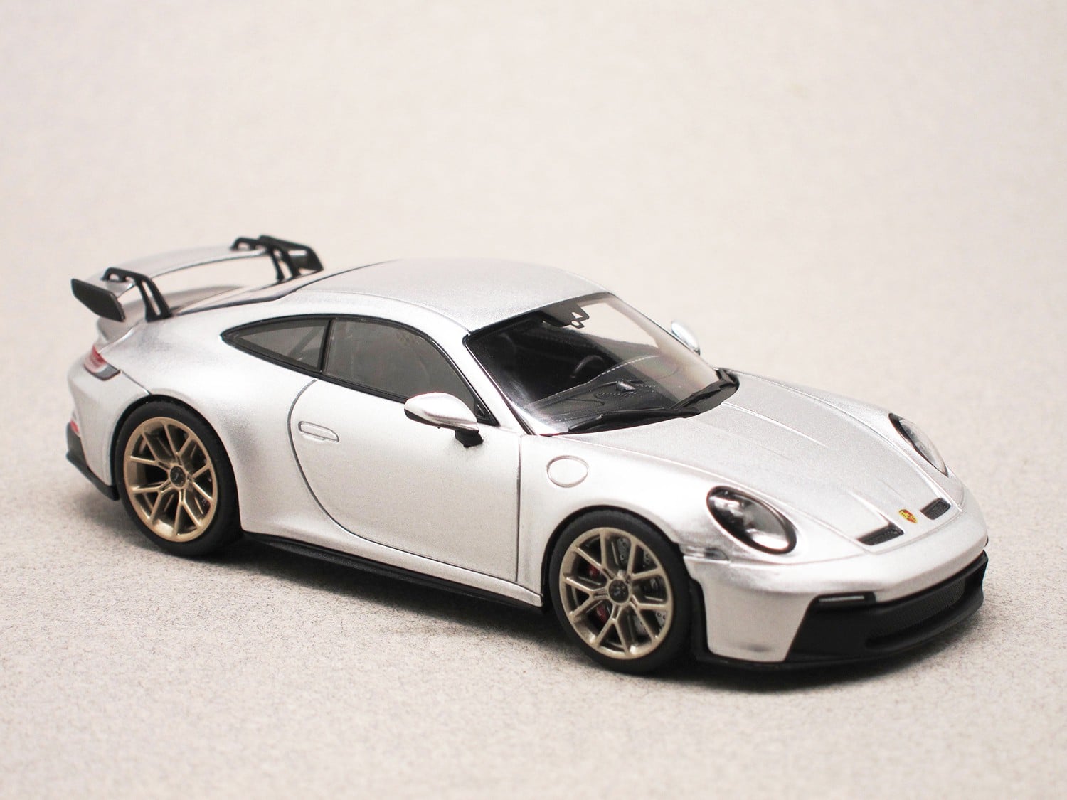 Porsche 911 GT3 992 (Minichamps) 1:43