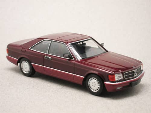 Mercedes 560 SEC bordeaux (Maxichamps) 1/43e