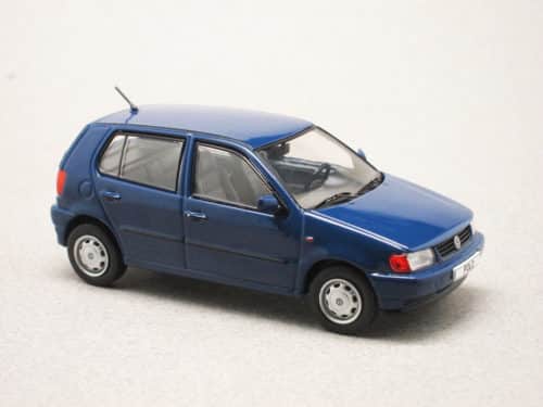 Volkswagen Polo MKIII 1994 bleue (IXO) 1/43e